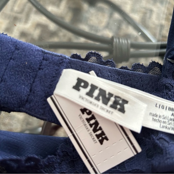 NWT Victoria's Secret (Pink) Navy Floral Lace Underwire Bralette - Picture 2 of 5